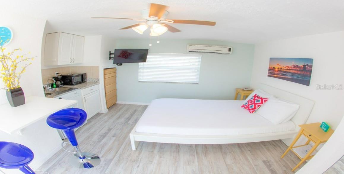 Image 9 of 14 For 6801 Sunset Way