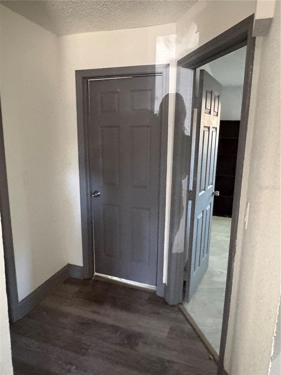 Image 10 of 17 For 7019 Willow Avenue