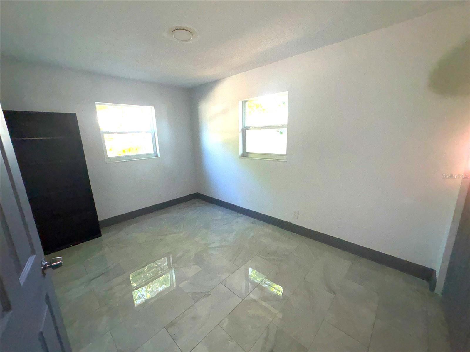 Image 13 of 17 For 7019 Willow Avenue