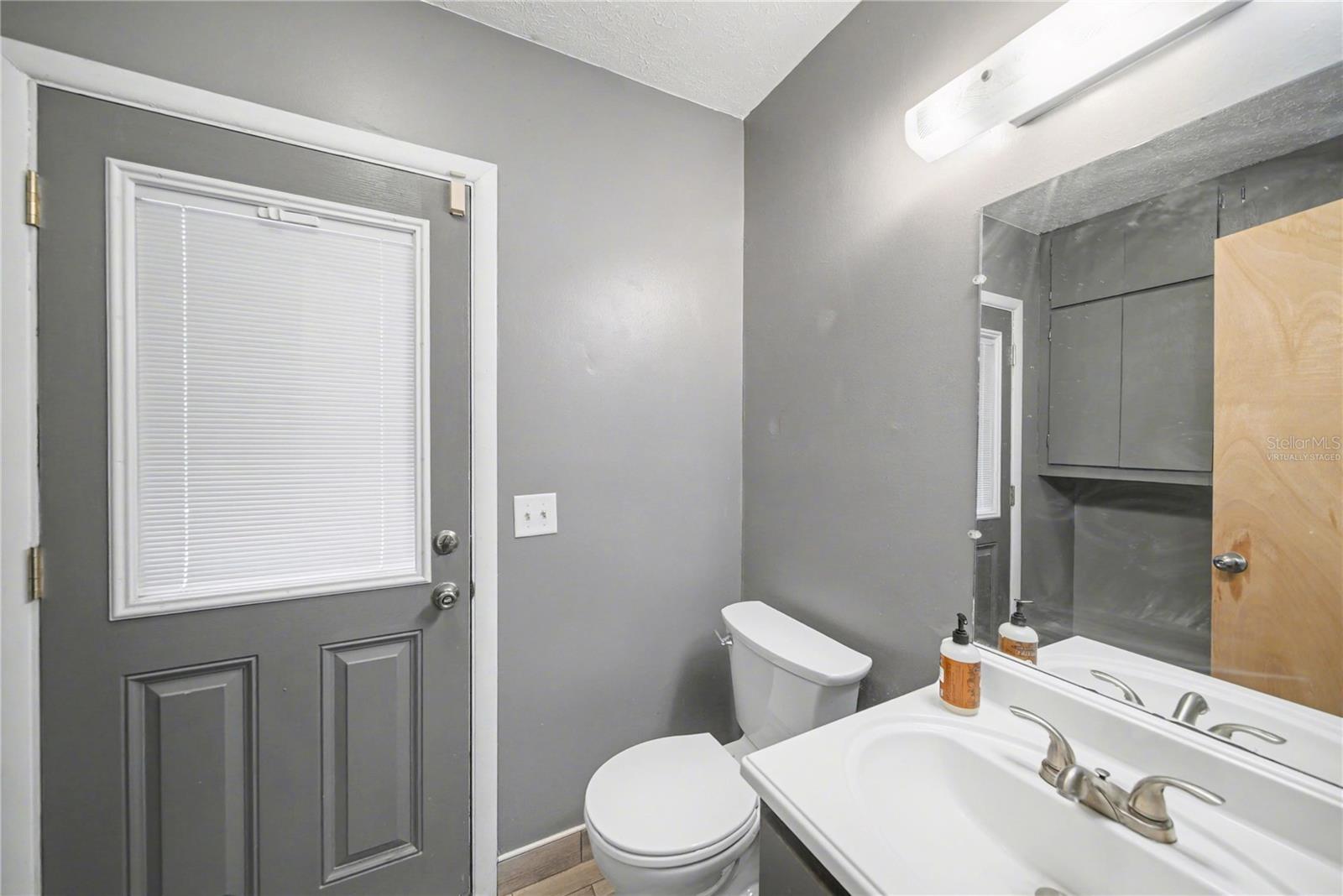 Image 12 of 23 For 13312 Lake George Lane