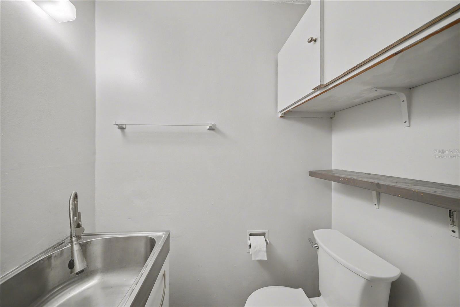 Image 14 of 23 For 13312 Lake George Lane