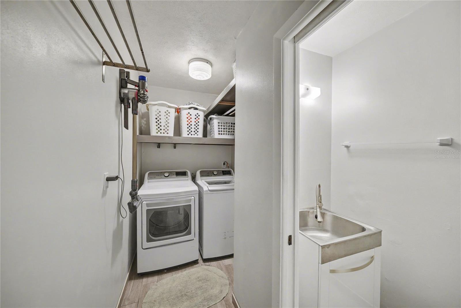 Image 15 of 23 For 13312 Lake George Lane