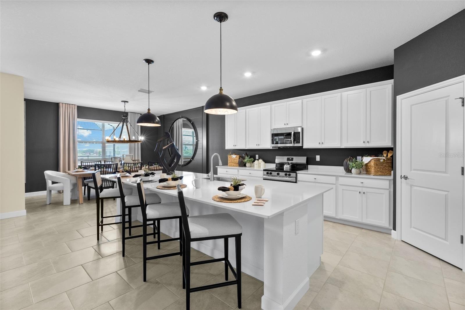 Image 12 of 27 For 19215 Scallop Loop