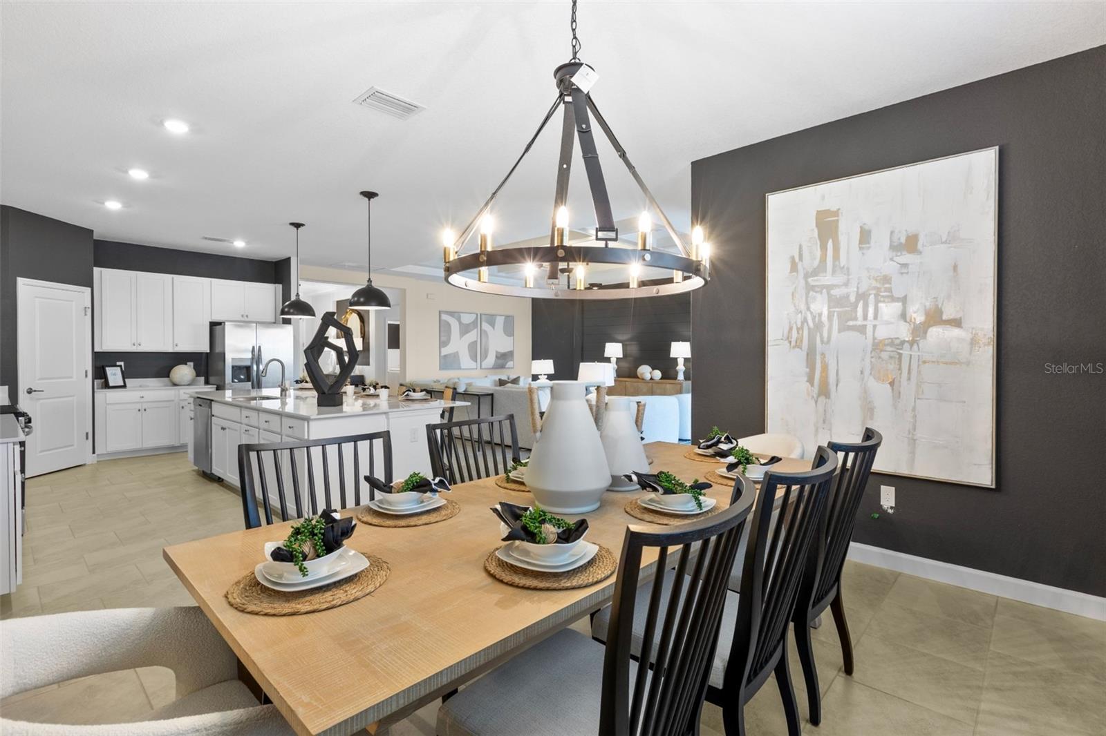 Image 13 of 27 For 19215 Scallop Loop