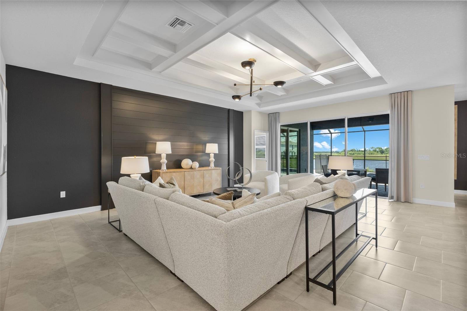 Image 3 of 27 For 19215 Scallop Loop