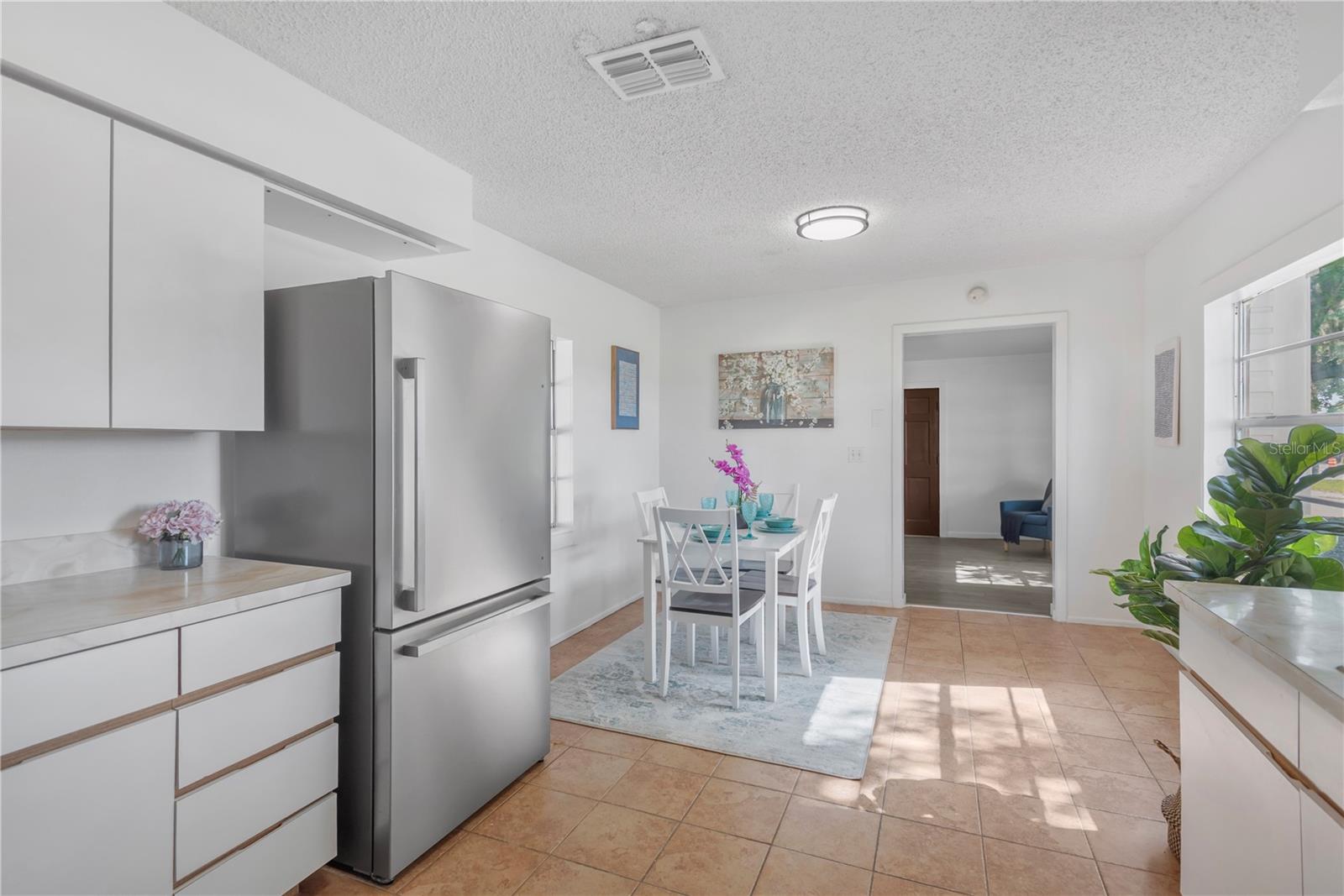 Image 11 of 28 For 216 Langford Street Nw