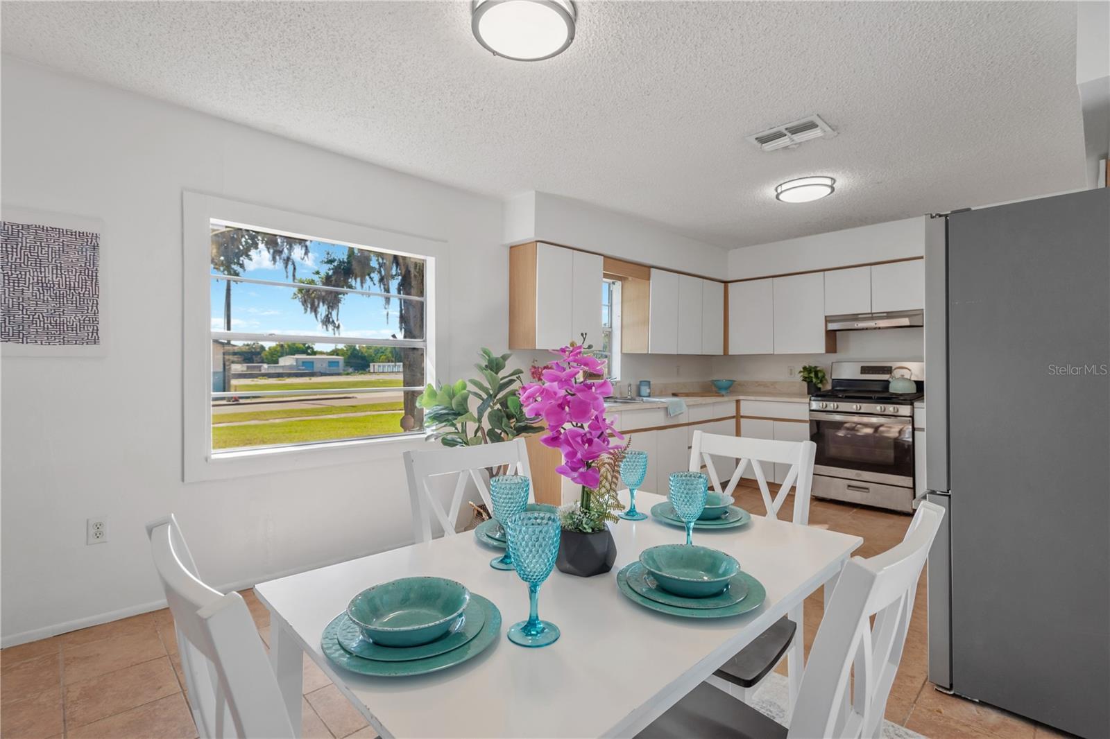 Image 6 of 28 For 216 Langford Street Nw