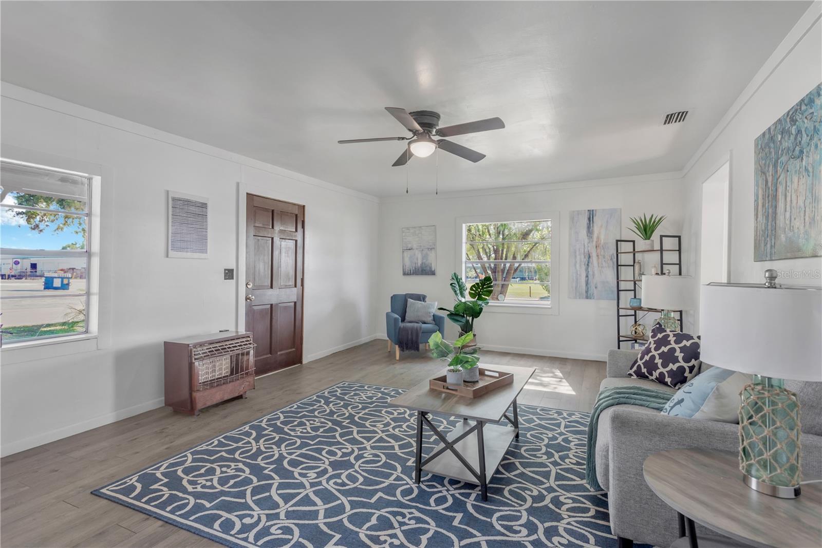 Image 8 of 28 For 216 Langford Street Nw