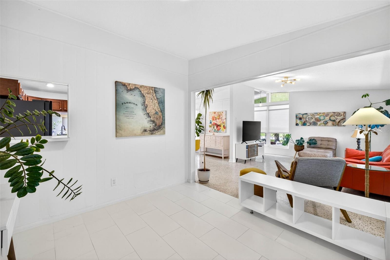 Image 33 of 69 For 515 Broxburn Avenue