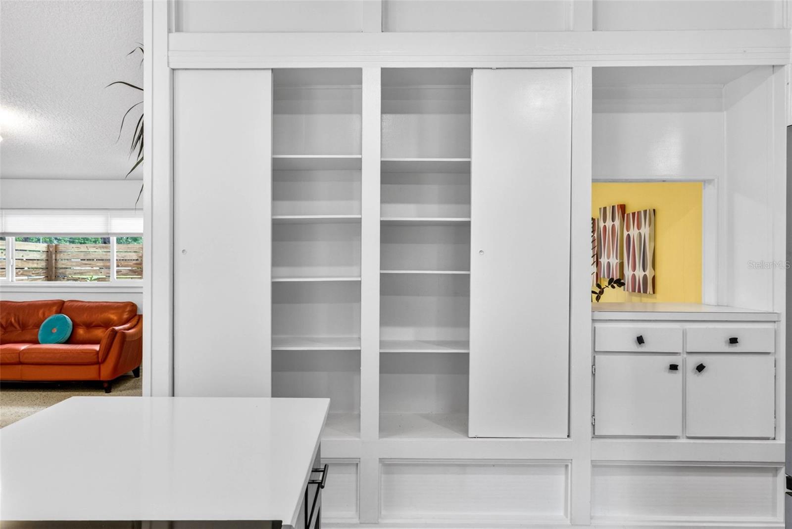 Image 39 of 69 For 515 Broxburn Avenue