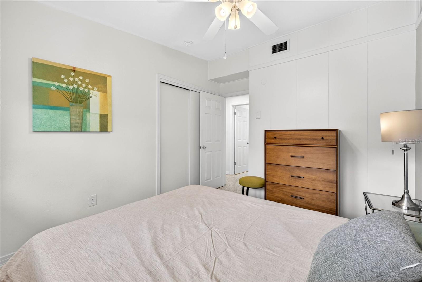 Image 43 of 69 For 515 Broxburn Avenue