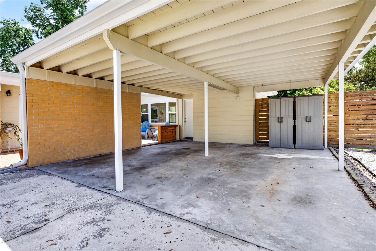 Image 45 of 69 For 515 Broxburn Avenue