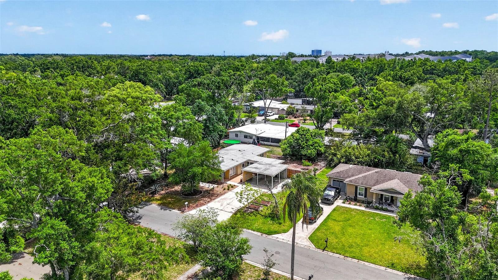 Image 59 of 69 For 515 Broxburn Avenue