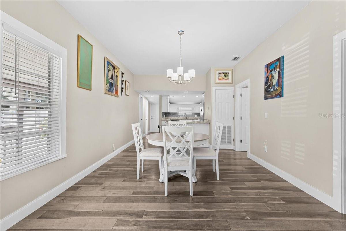 Image 20 of 26 For 7315 Mascotte Street