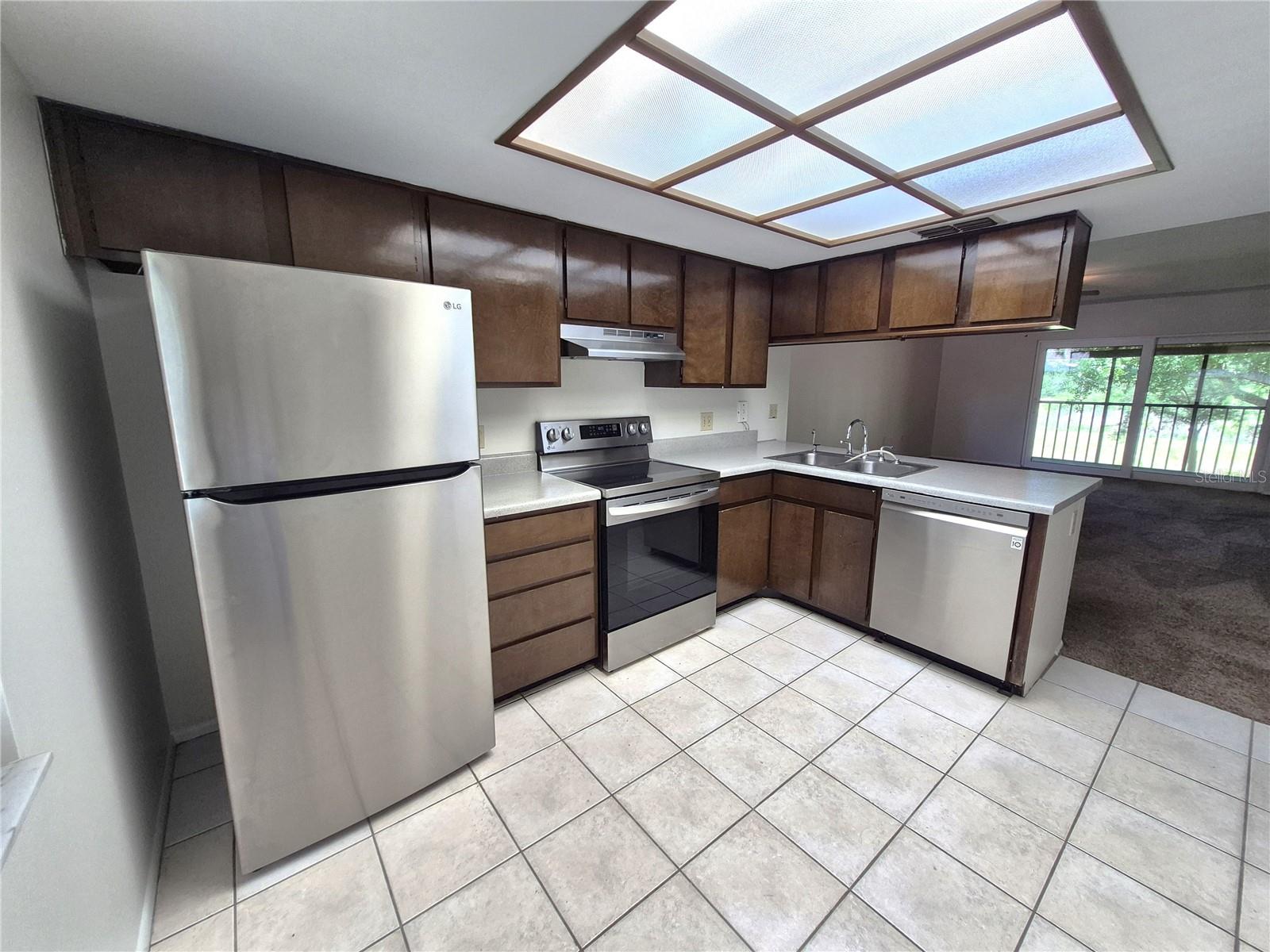 Image 10 of 27 For 114 Meadow Lane 114