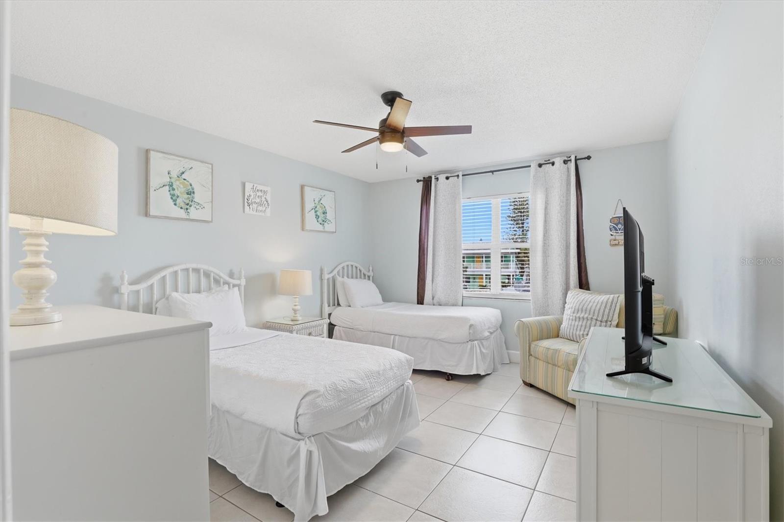 Image 26 of 40 For 600 71st Avenue 19