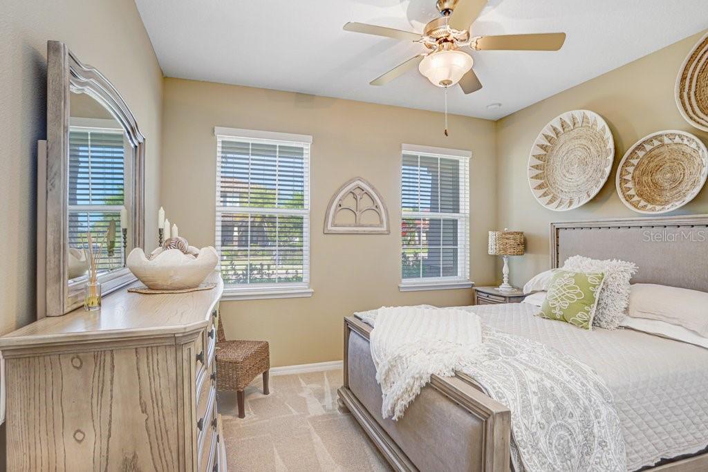Image 11 of 59 For 2807 Oriole Drive