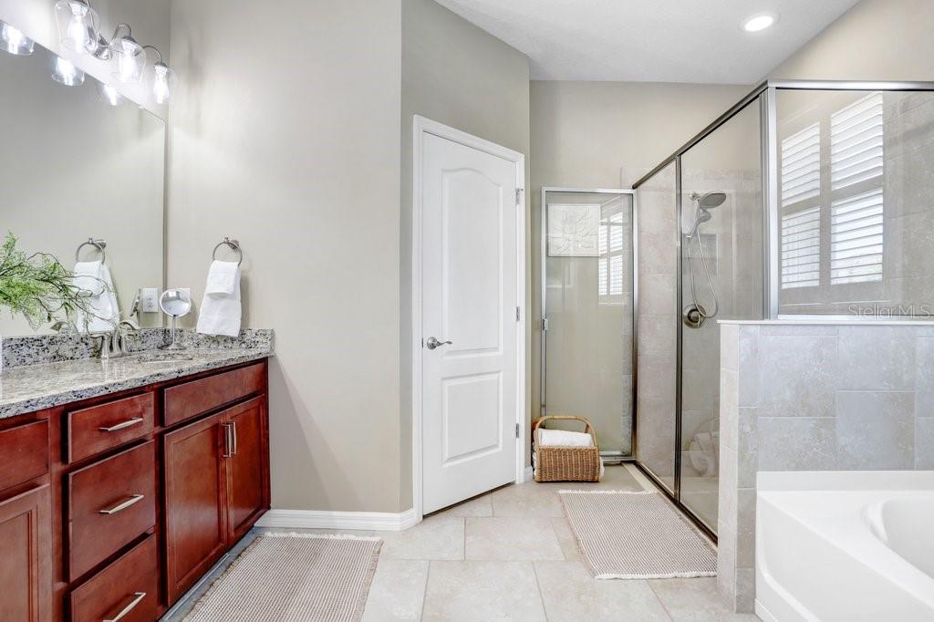 Image 9 of 59 For 2807 Oriole Drive