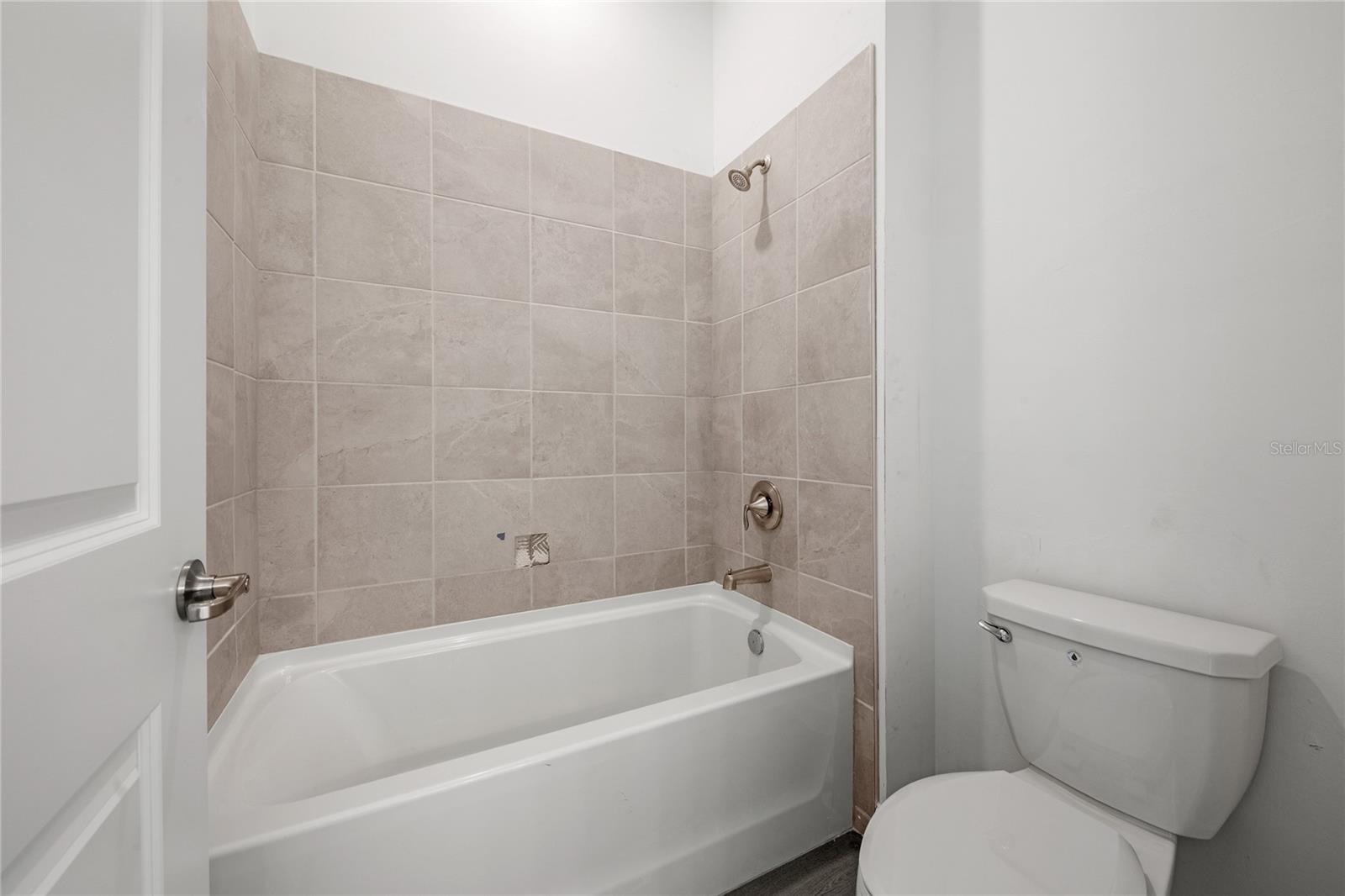 Image 36 of 36 For 19227 Scallop Loop