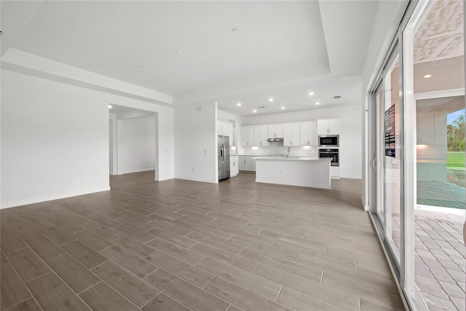 Image 7 of 36 For 19227 Scallop Loop