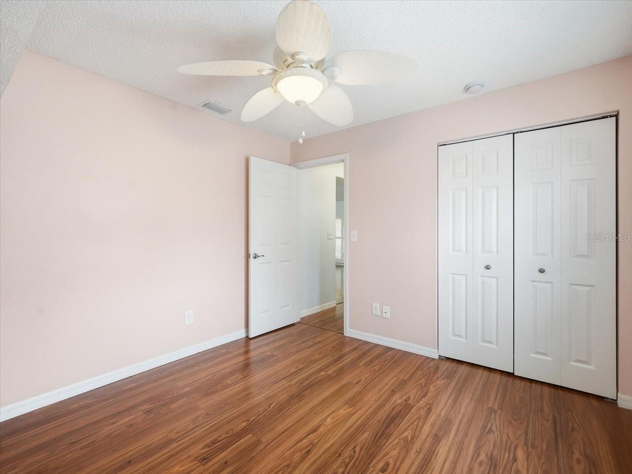 Image 18 of 42 For 2310 39th Avenue N