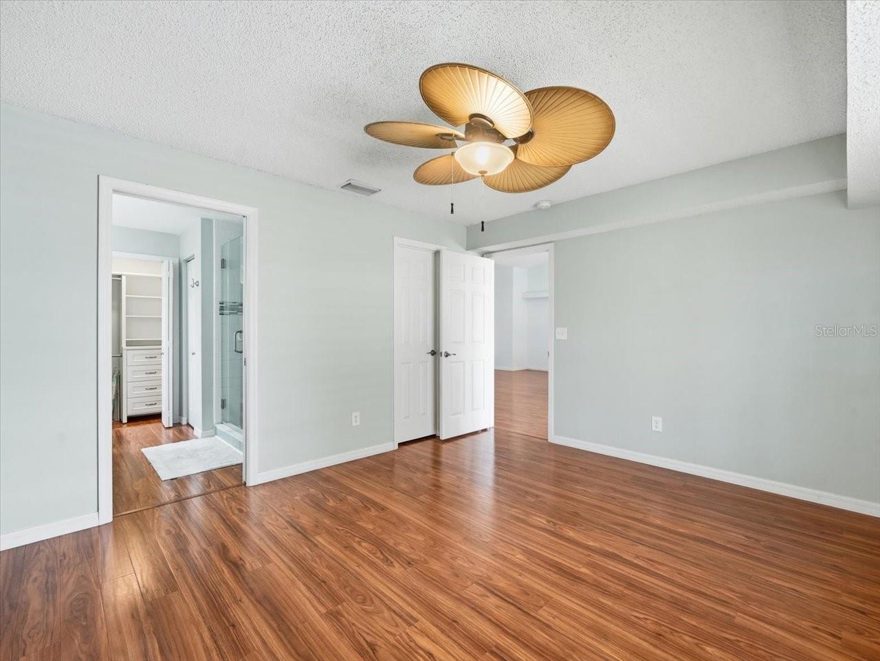 Image 25 of 42 For 2310 39th Avenue N