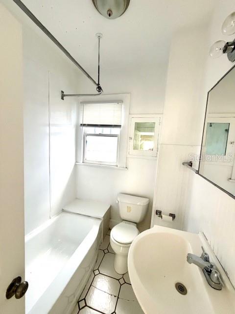 Image 12 of 13 For 1300 Dr. Martin Luther King Jr Street S