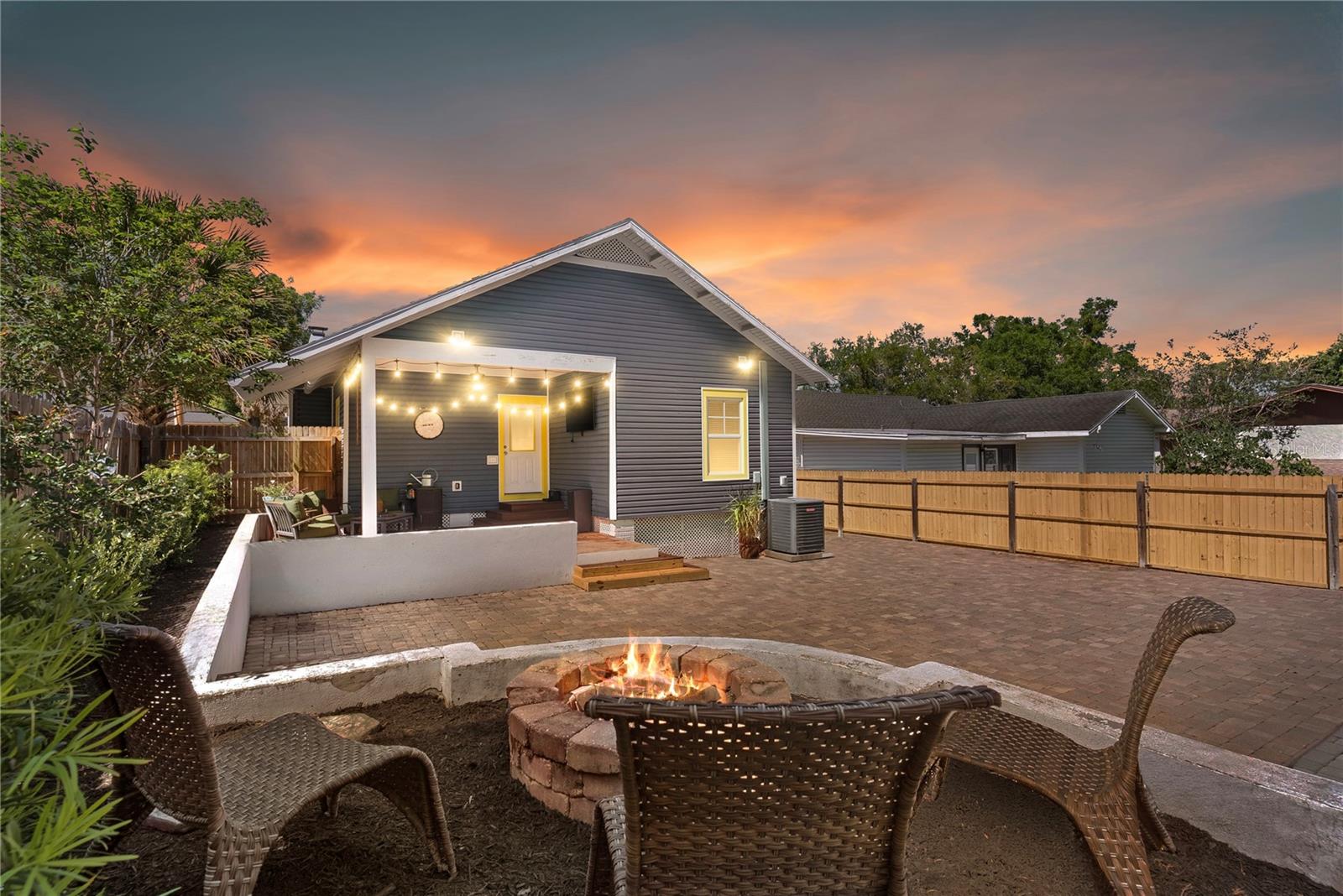 Image 2 of 33 For 939 Lexington Street