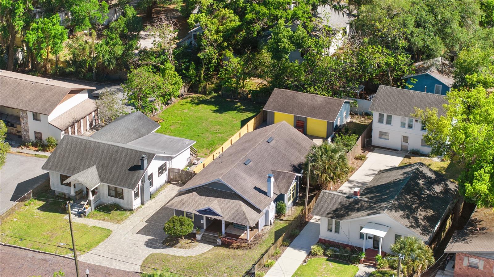 Image 31 of 33 For 939 Lexington Street