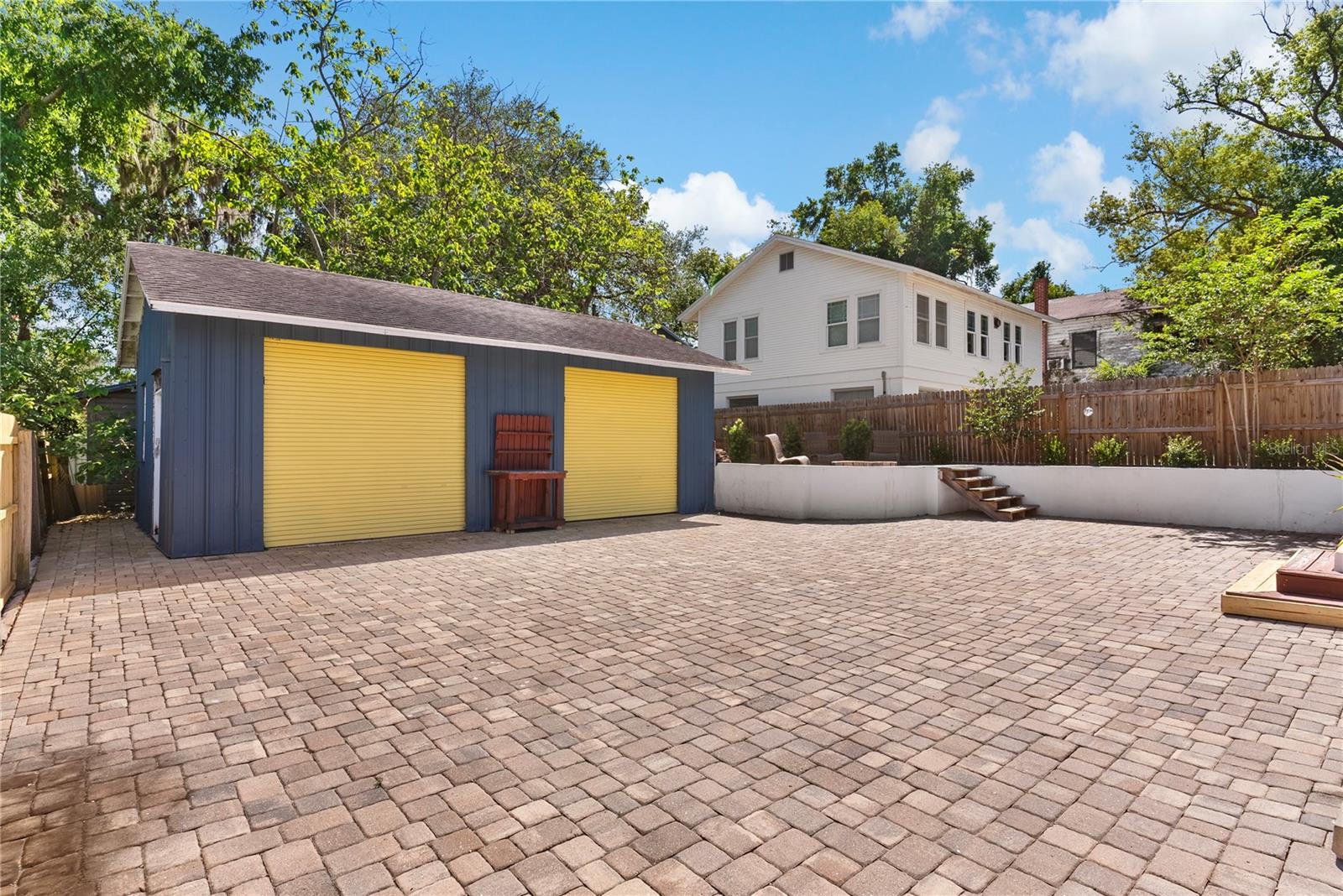 Image 8 of 33 For 939 Lexington Street