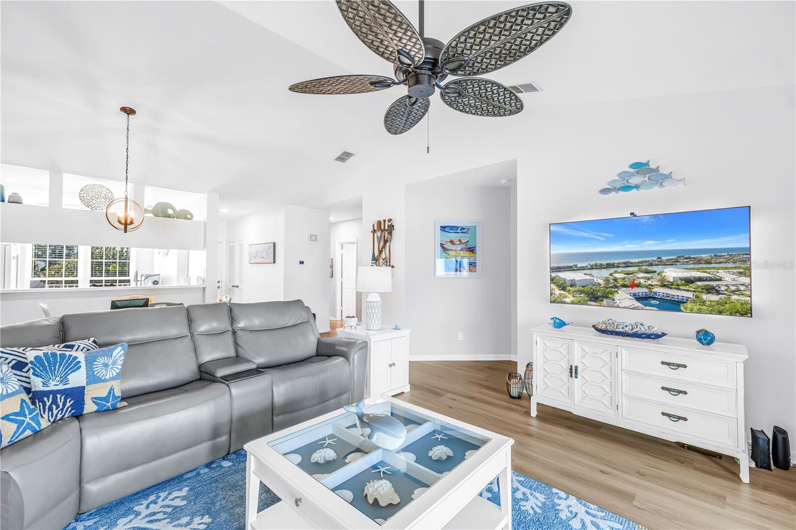 Image 11 of 50 For 11351 Shipwatch Lane 1843