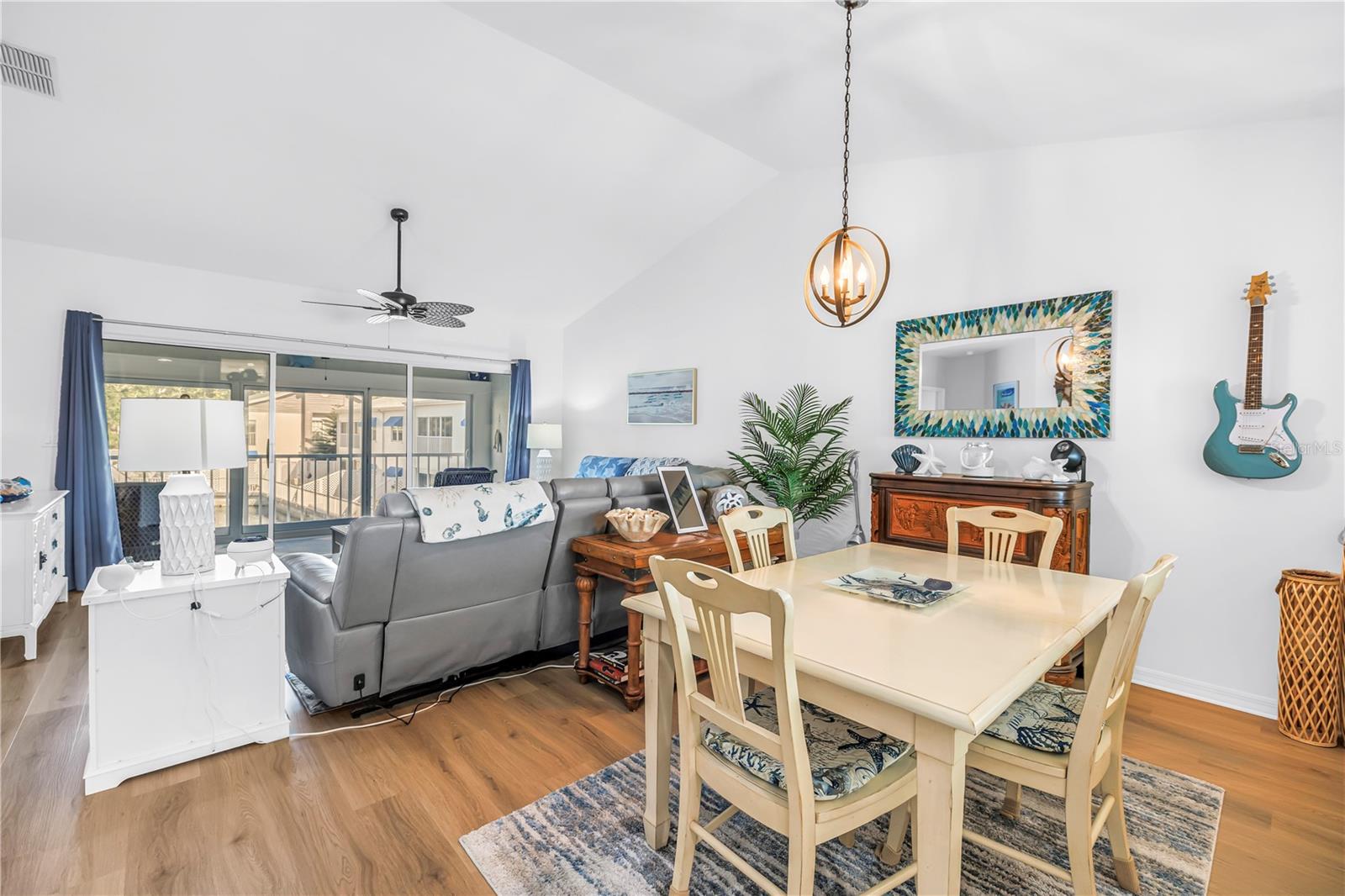 Image 12 of 50 For 11351 Shipwatch Lane 1843