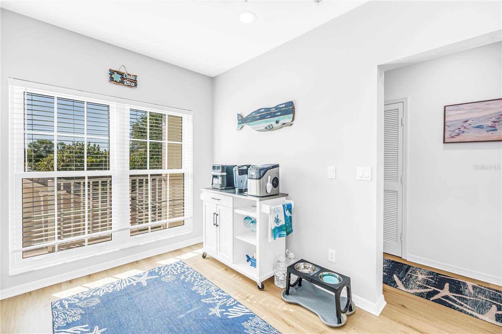 Image 17 of 50 For 11351 Shipwatch Lane 1843