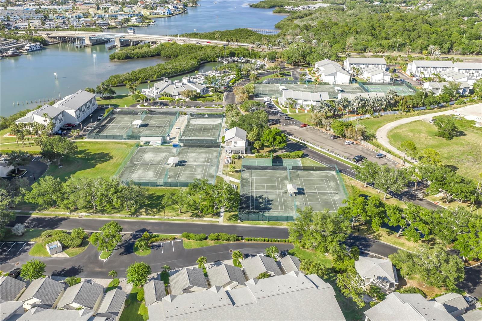 Image 42 of 50 For 11351 Shipwatch Lane 1843