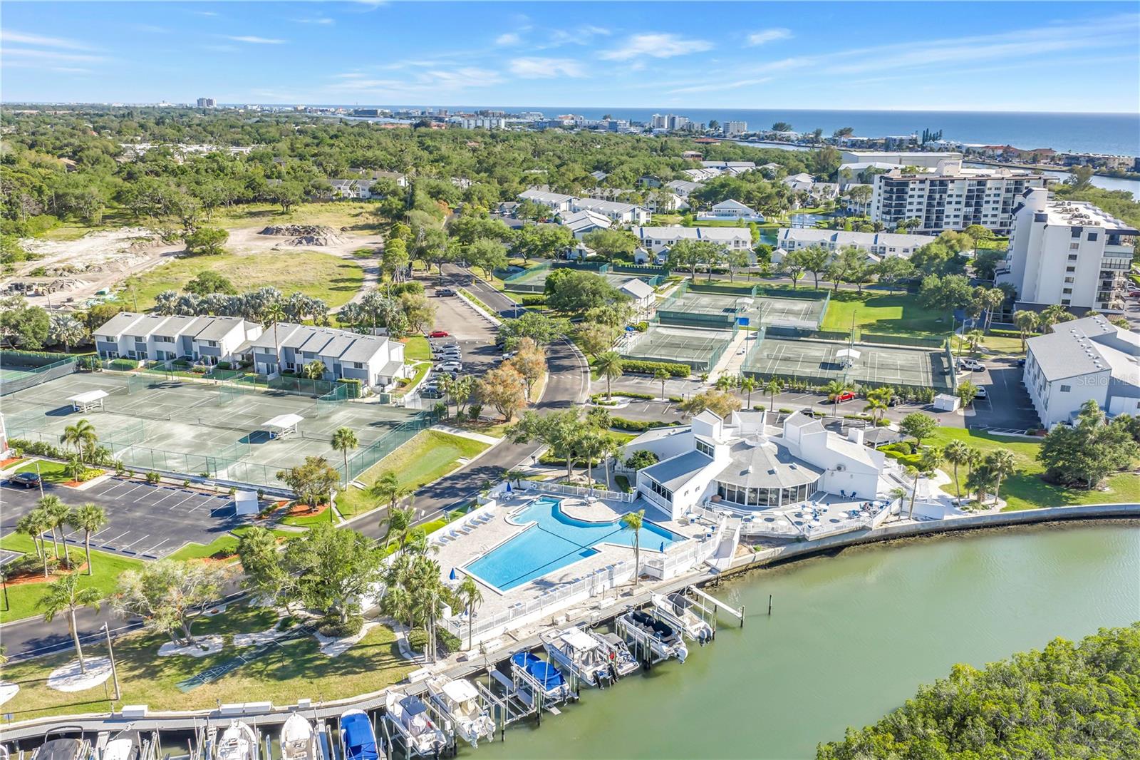 Image 46 of 50 For 11351 Shipwatch Lane 1843