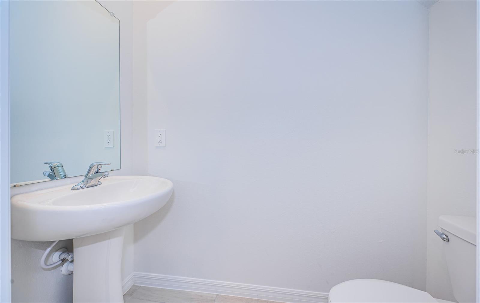 Image 17 of 40 For 22310 Blazing Star Run