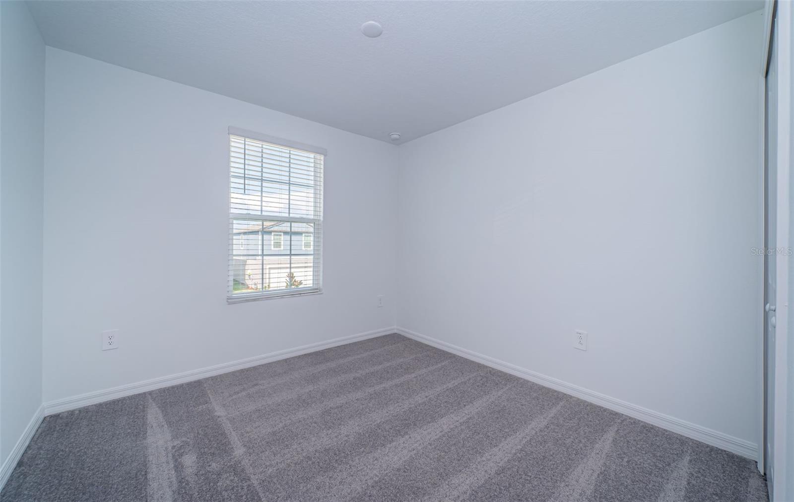 Image 31 of 40 For 22310 Blazing Star Run