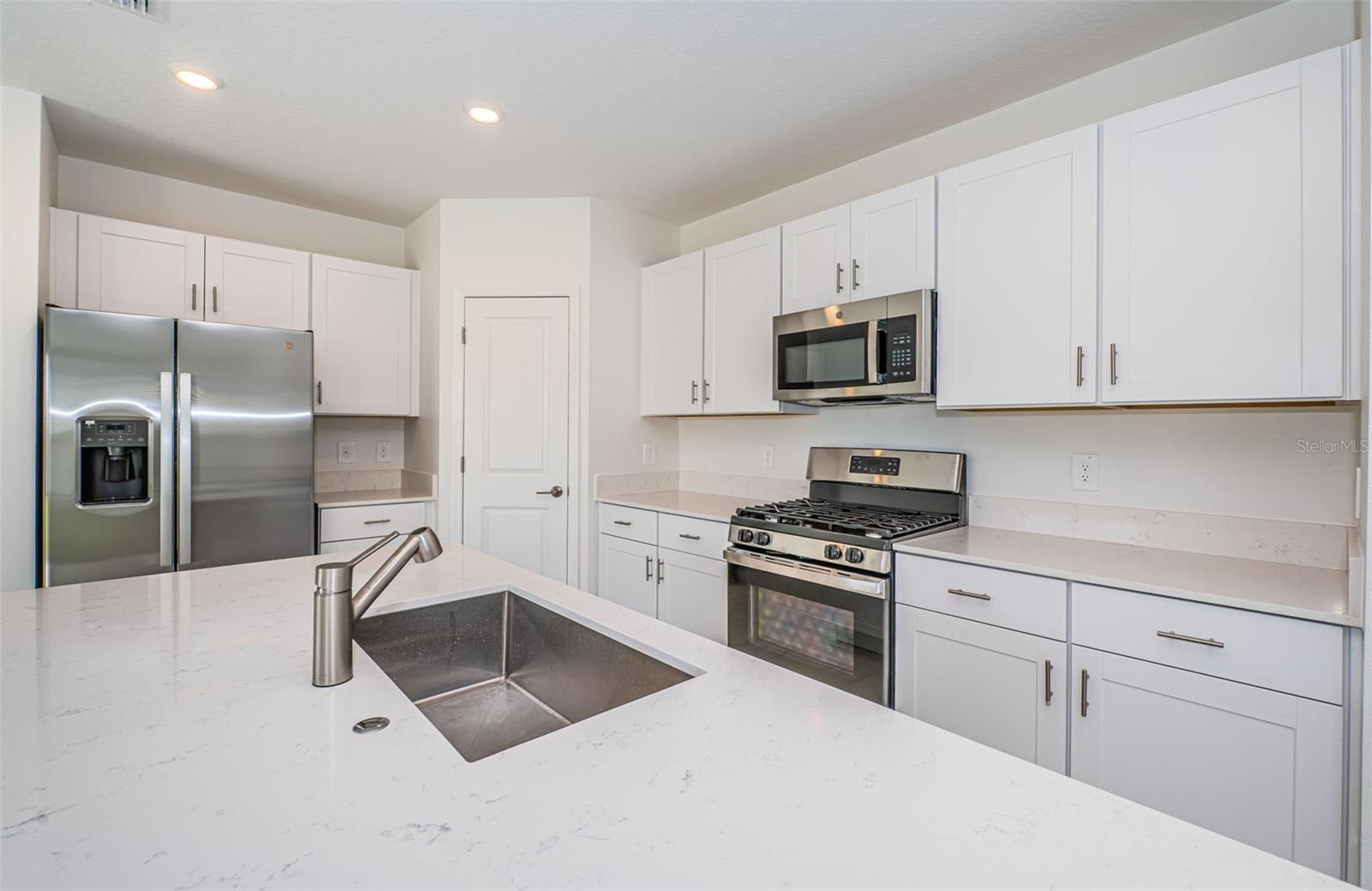 Image 4 of 40 For 22310 Blazing Star Run