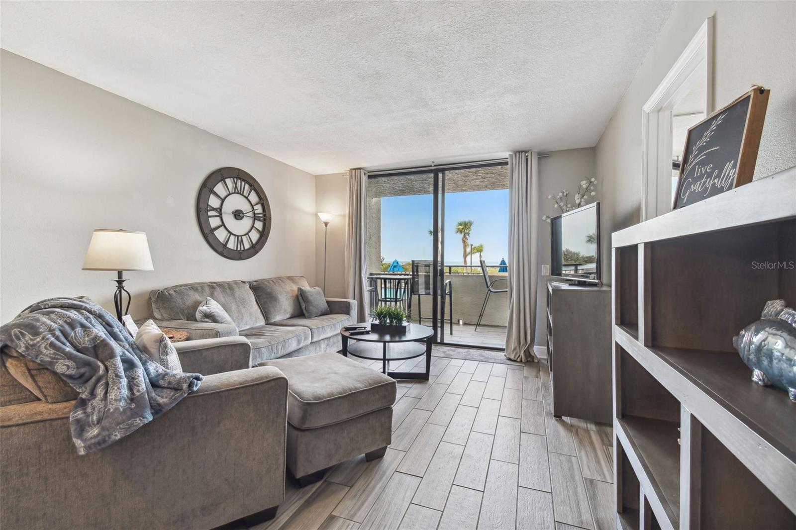 Image 28 of 90 For 6009 Sea Ranch Drive 107