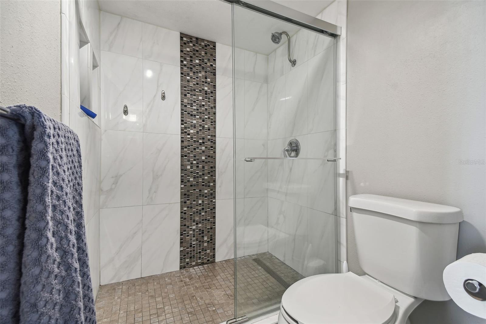 Image 38 of 90 For 6009 Sea Ranch Drive 107