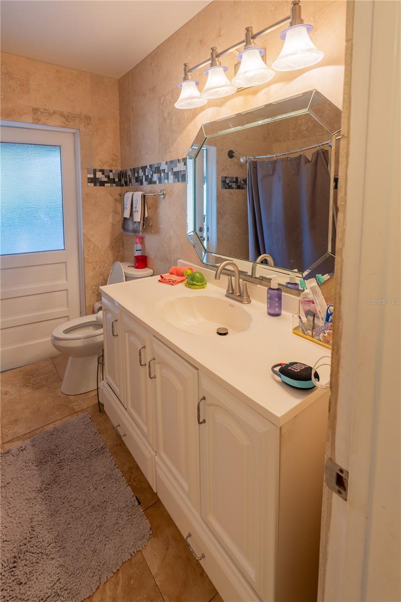 Image 25 of 50 For 33 Southwind Drive