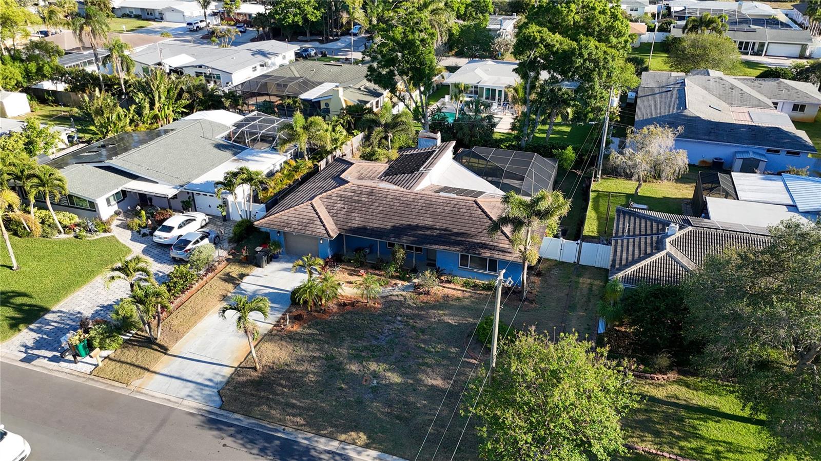 Image 49 of 50 For 33 Southwind Drive