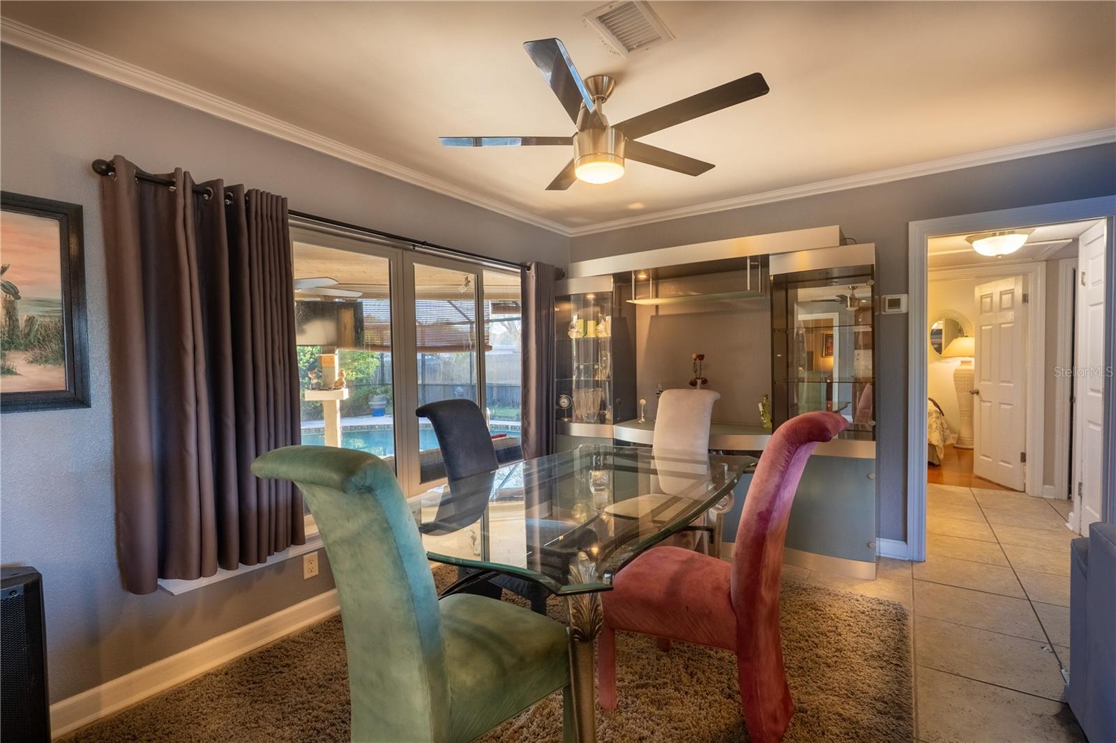 Image 6 of 50 For 33 Southwind Drive