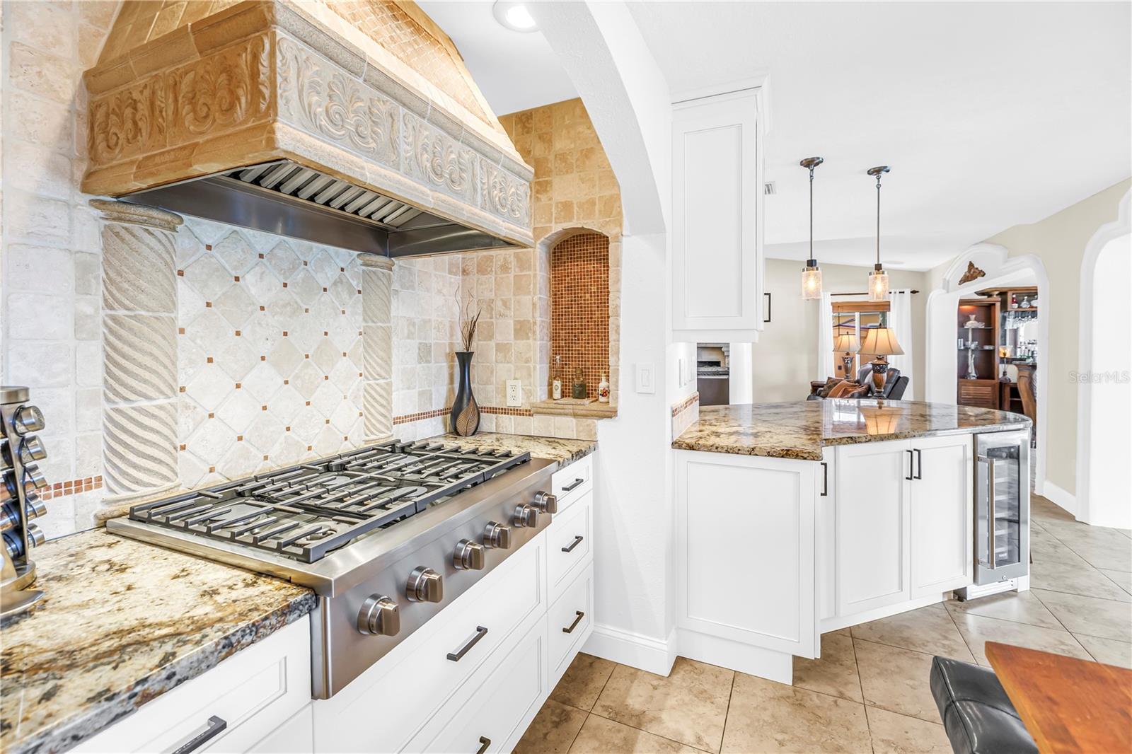 Image 20 of 96 For 3945 Poinsettia Drive