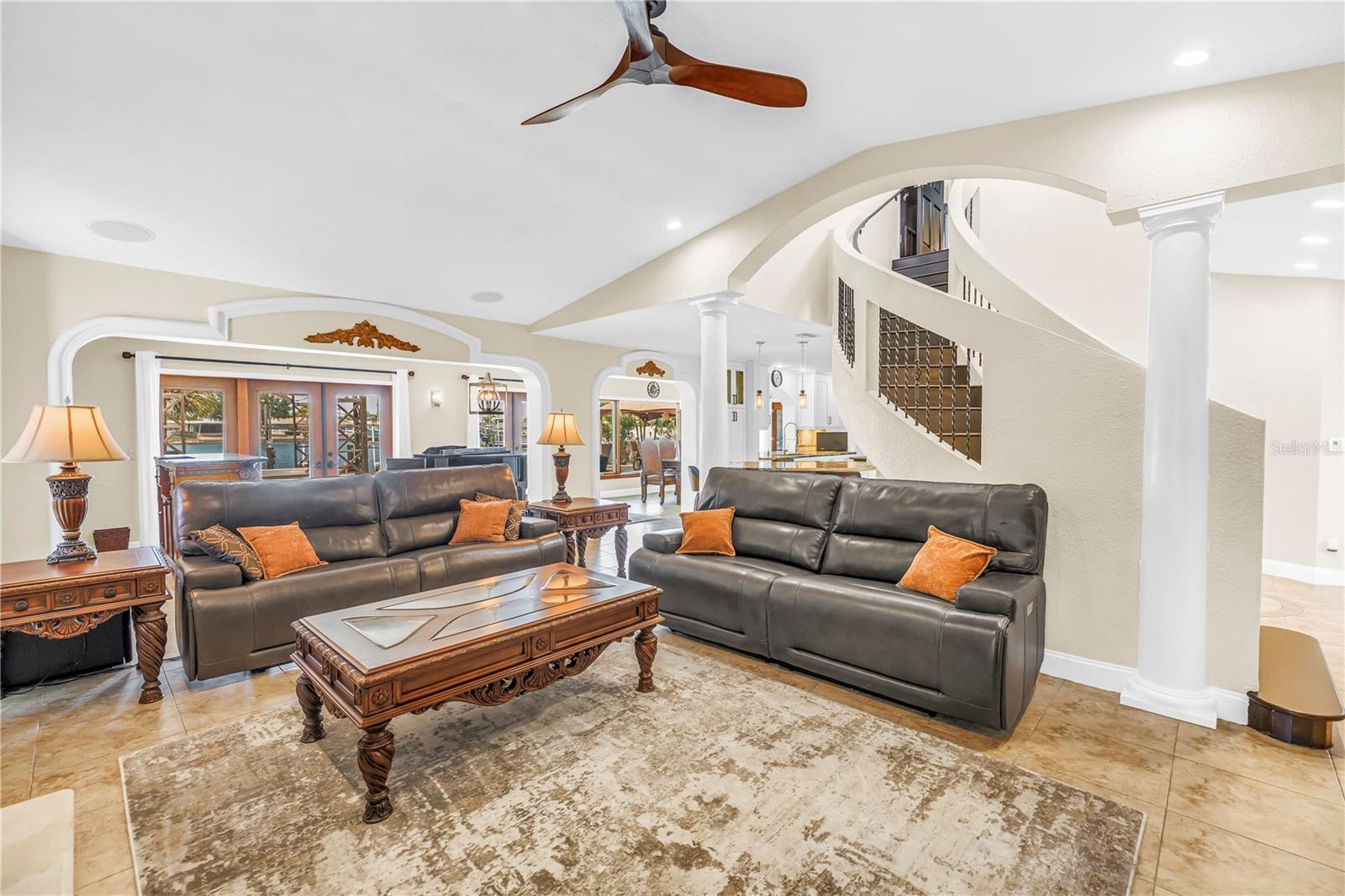 Image 27 of 96 For 3945 Poinsettia Drive