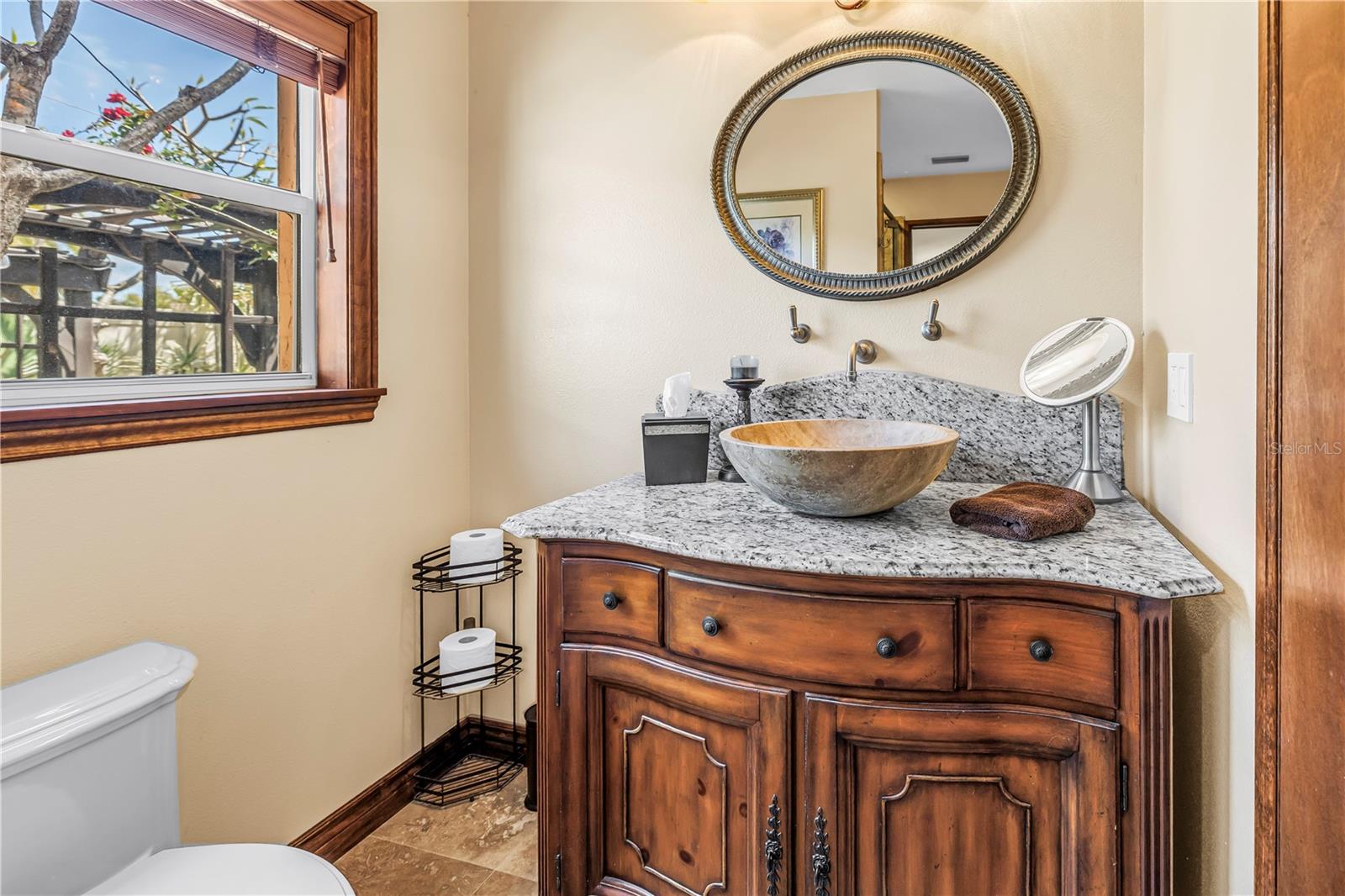 Image 40 of 96 For 3945 Poinsettia Drive