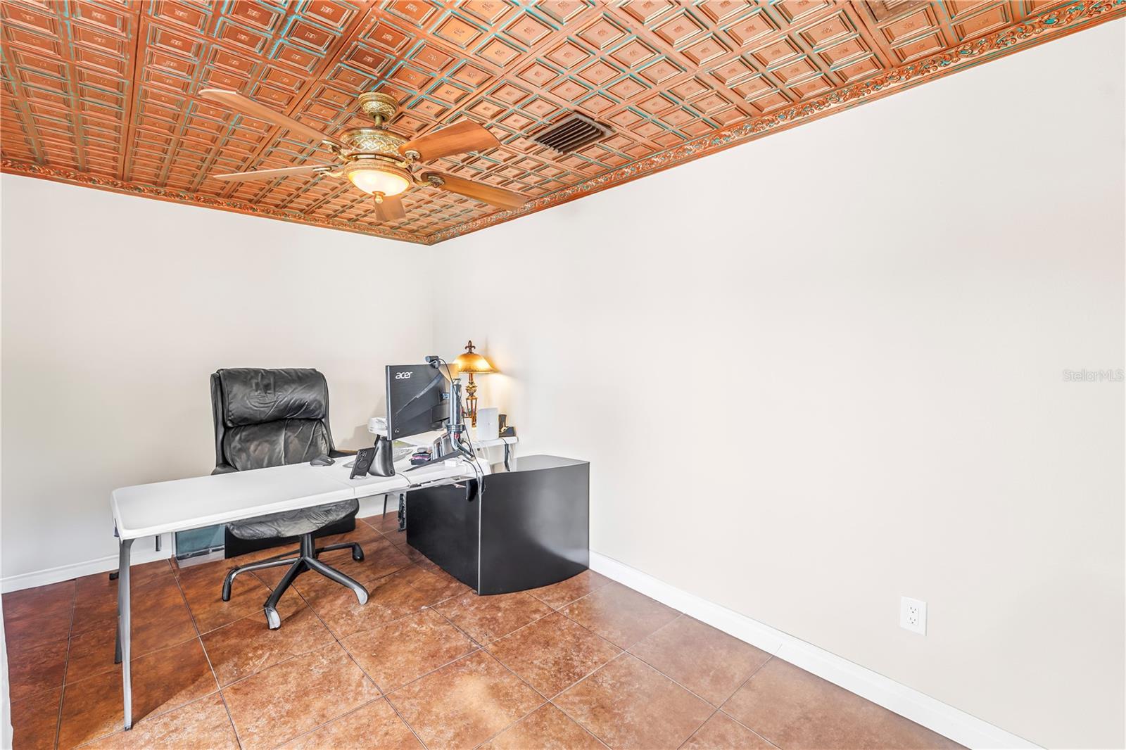 Image 47 of 96 For 3945 Poinsettia Drive