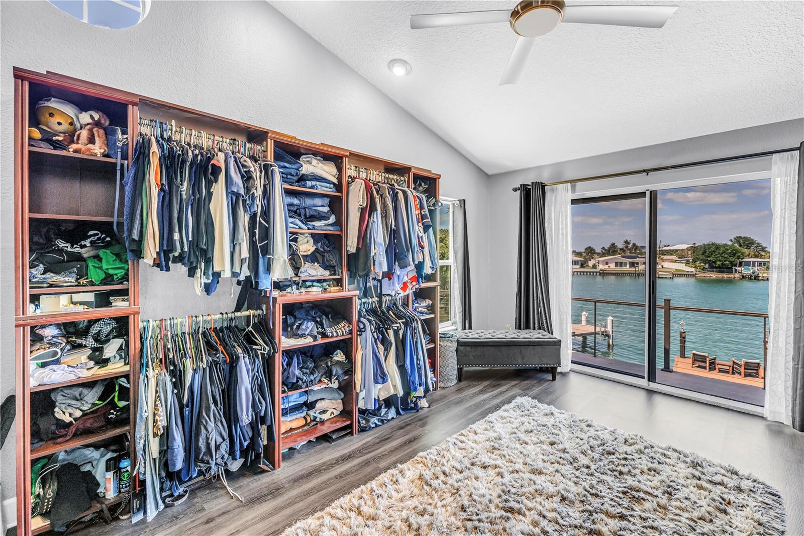 Image 53 of 96 For 3945 Poinsettia Drive