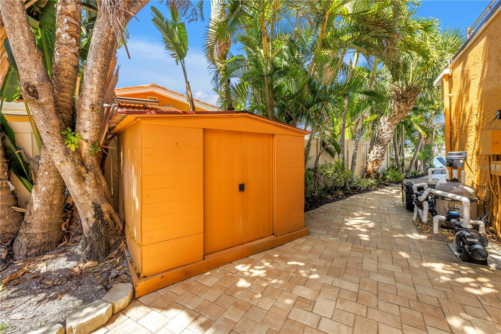 Image 69 of 96 For 3945 Poinsettia Drive