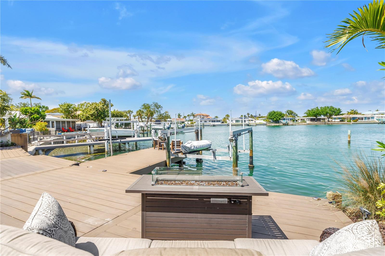 Image 77 of 96 For 3945 Poinsettia Drive